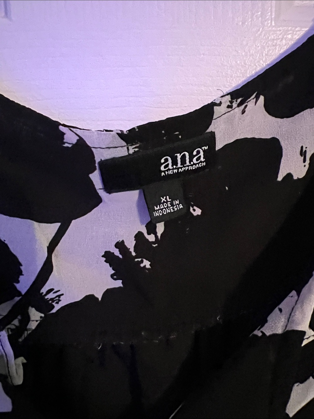 a.n.a Black and White Floral Peasant Blouse - Picture 2 of 3